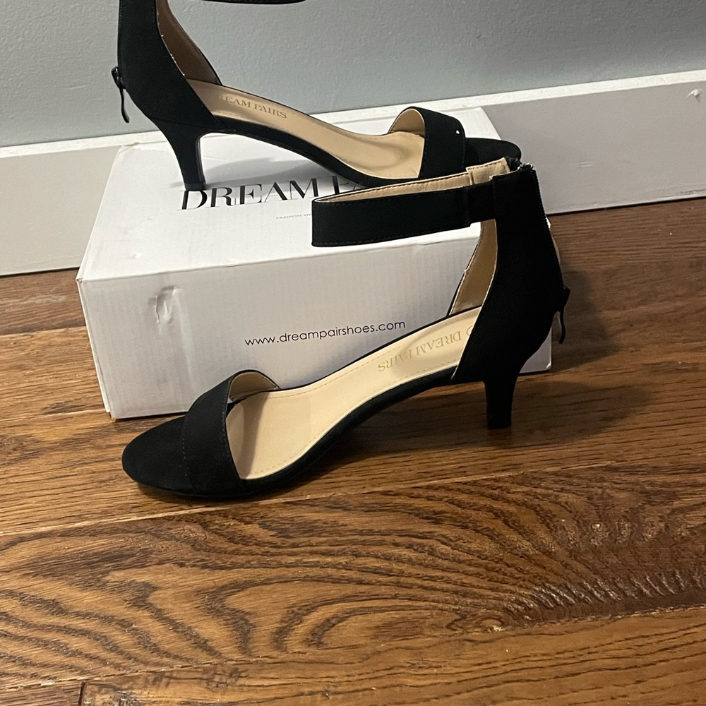 Dream Pairs Women's Elegant Black Heels
